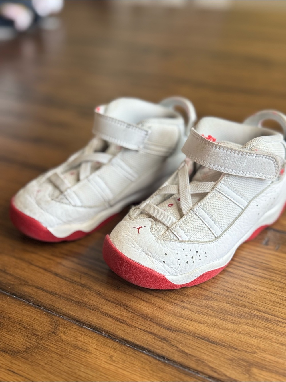 Jordan Kids White and Red Low-Top Sneakers with Hook Strap